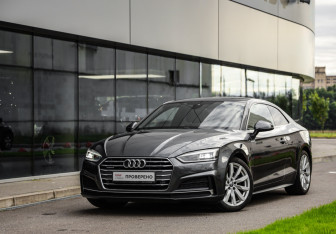 Подержанный автомобиль Audi A5 Coupe 2016 года (1 фото)