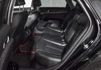 Подержанный автомобиль Kia K5 2021 года (11 фото)