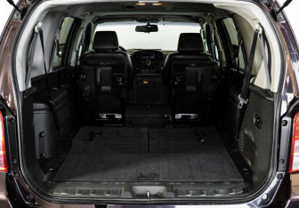 Подержанный автомобиль Nissan Pathfinder 2010 года (27 фото)