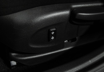 Подержанный автомобиль Opel Astra Wagon 2019 года (18 фото)