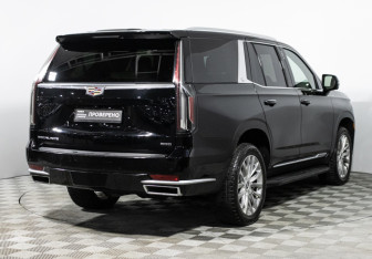 Подержанный автомобиль Cadillac Escalade Suv 2021 года (5 фото)