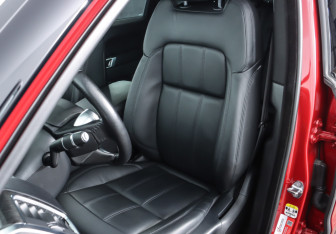 Подержанный автомобиль Land Rover Range Rover Sport 2018 года (28 фото)