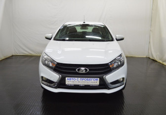 Подержанный автомобиль LADA (ВАЗ) Vesta Sedan 2015 года (2 фото)