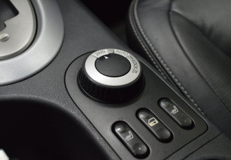 Подержанный автомобиль Nissan Qashqai 2007 года (15 фото)