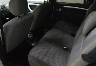 Подержанный автомобиль LADA (ВАЗ) Largus Wagon 2014 года (11 фото)