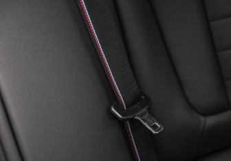 Подержанный автомобиль BMW X4 2021 года (35 фото)