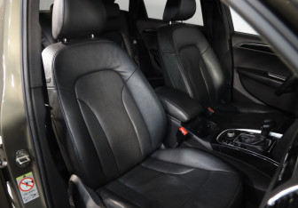 Подержанный автомобиль Audi Q5 2009 года (22 фото)