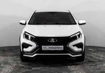 Подержанный автомобиль LADA (ВАЗ) Vesta Sedan 2024 года (3 фото)