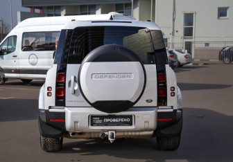 Подержанный автомобиль Land Rover Defender Suv 2021 года (5 фото)