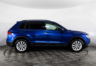 Подержанный автомобиль Volkswagen Tiguan 2020 года (4 фото)