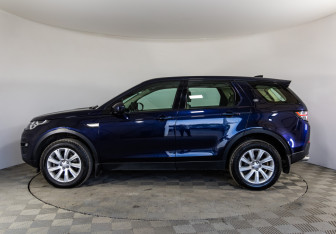 Подержанный автомобиль Land Rover Discovery Sport 2017 года (8 фото)