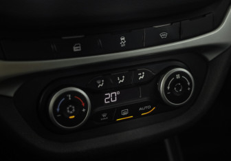Подержанный автомобиль LADA (ВАЗ) Vesta Wagon 2020 года (14 фото)