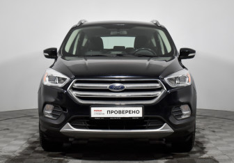 Подержанный автомобиль Ford Kuga 2016 года (2 фото)
