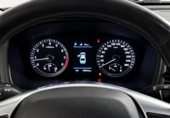 Подержанный автомобиль Hyundai Sonata 2018 года (19 фото)