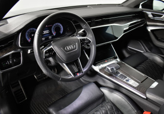 Подержанный автомобиль Audi A7 2019 года (9 фото)