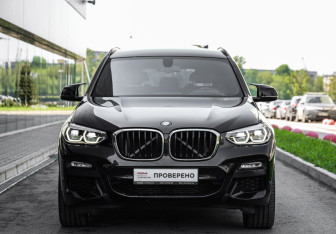 Подержанный автомобиль BMW X3 2019 года (4 фото)