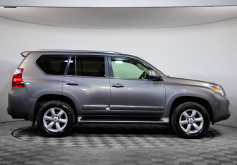 Подержанный автомобиль Lexus GX 2012 года (4 фото)