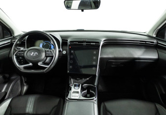 Подержанный автомобиль Hyundai Tucson 2022 года (13 фото)
