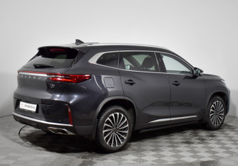 Подержанный автомобиль Exeed TXL 2023 года (5 фото)