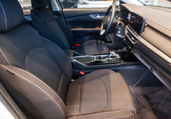 Новый Kia K3 Sedan 2024 (10 фото)