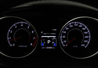 Подержанный автомобиль Mitsubishi ASX 2012 года (20 фото)