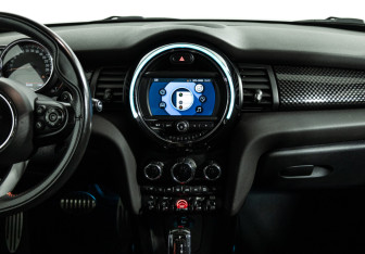 Подержанный автомобиль MINI Hatch 2019 года (14 фото)