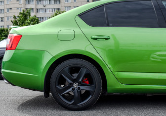 Подержанный автомобиль Skoda Octavia RS Liftback 2014 года (12 фото)