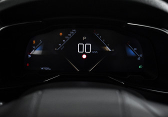 Подержанный автомобиль DS 7 Crossback 2019 года (20 фото)