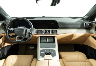 Подержанный автомобиль Jaecoo J8 2024 года (13 фото)