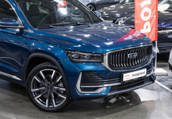 Подержанный автомобиль Geely Monjaro 2024 года (5 фото)