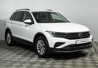 Подержанный автомобиль Volkswagen Tiguan 2022 года (3 фото)