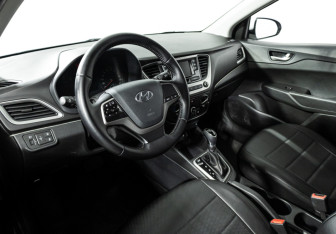 Подержанный автомобиль Hyundai Solaris Sedan 2017 года (11 фото)