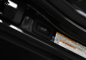 Подержанный автомобиль Lexus LX 2018 года (30 фото)