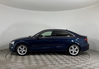 Подержанный автомобиль Audi A3 Sedan 2020 года (4 фото)