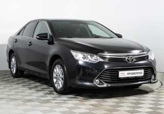 Подержанный автомобиль Toyota Camry Sedan 2016 года (3 фото)