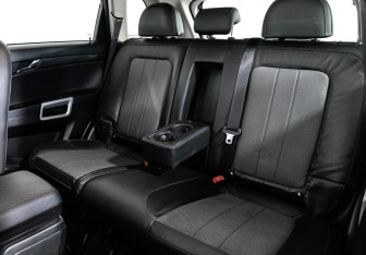 Подержанный автомобиль Opel Antara 2014 года (20 фото)