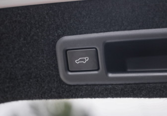 Подержанный автомобиль Lexus RX 2018 года (37 фото)