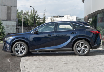 Новый Lexus RX 2025 (4 фото)