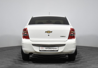 Подержанный автомобиль Chevrolet Cobalt Sedan 2021 года (6 фото)