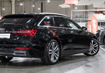 Подержанный автомобиль Audi A6 Wagon 2019 года (8 фото)