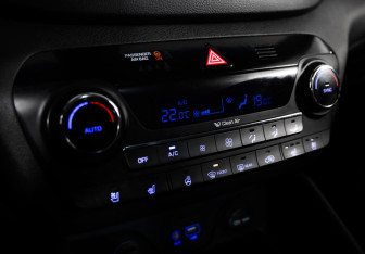 Подержанный автомобиль Hyundai Tucson 2017 года (15 фото)