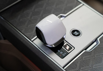 Новый Land Rover Range Rover 2024 (14 фото)