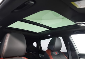 Подержанный автомобиль Geely Coolray 2020 года (24 фото)