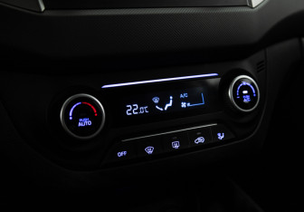 Подержанный автомобиль Hyundai Creta 2021 года (15 фото)