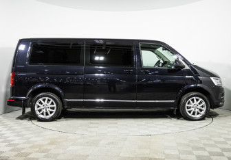 Подержанный автомобиль Volkswagen Caravelle 2019 года (4 фото)