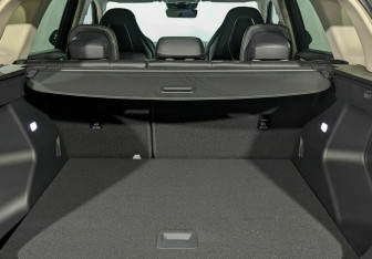 Новый Hongqi HS3 2025 (8 фото)