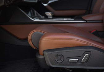 Подержанный автомобиль Audi A7 2021 года (30 фото)