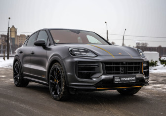 Подержанный автомобиль Porsche Cayenne 2023 года (4 фото)