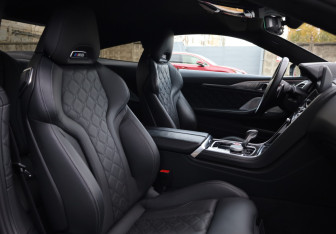Подержанный автомобиль BMW M8 Coupe 2023 года (16 фото)