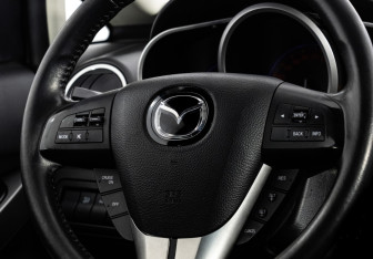 Подержанный автомобиль Mazda CX-7 2011 года (11 фото)